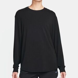 Nike One Relaxed Women's Dri-FIT Long-Sleeve Top